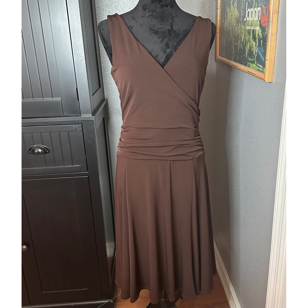AGB Dress Brown Sleeveless Faux Wrap Ruched Midi Dress Size 8 Stretch Classic